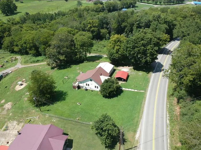 627 Jennings Creek Hwy — Photo 9
