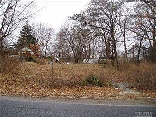 1st image of 96 Woodycrest Dr