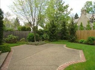 314 Maple Ln, Sewickley, PA 15143