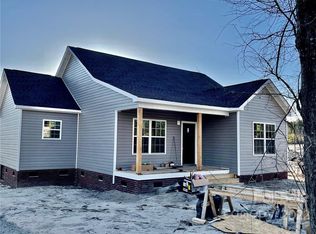 5245 Raley Mill Rd, Bethune, SC 29009