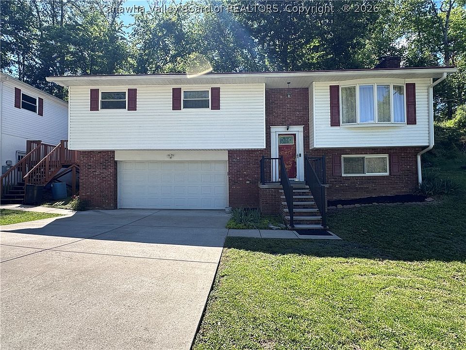 1st image of 1003 Lynn Oak Dr