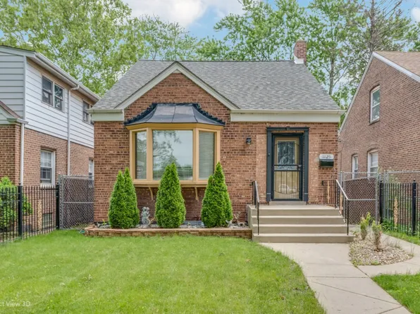 11125 S Avenue G, Chicago, IL 60617