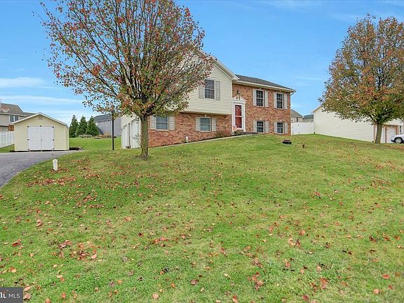 2nd image of 106 McCulloch Rd