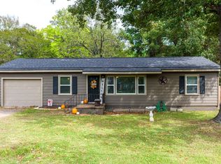 1100 Willow Springs Dr, Longview, TX 75604