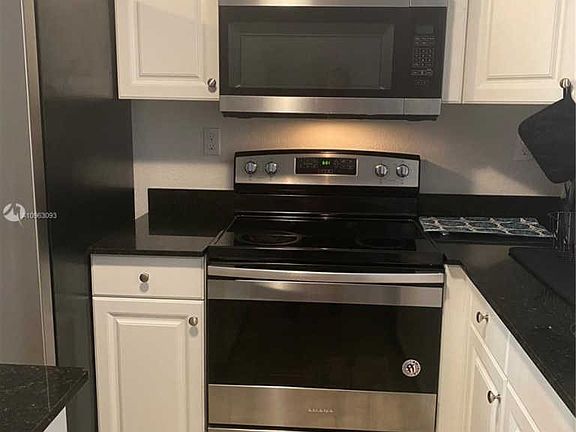 4th image of 5341 SW 13th Ct