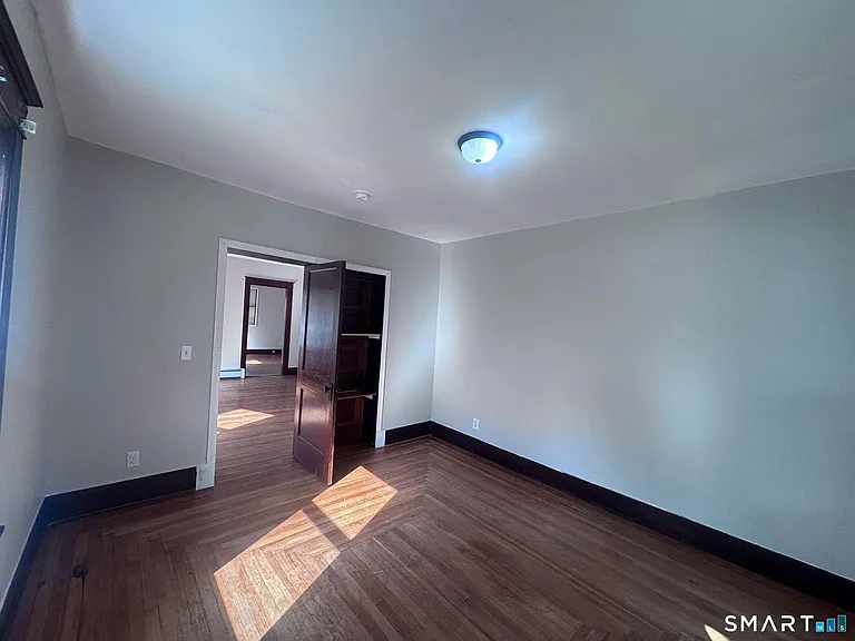 32-34 Linnell St #34 — Photo 18