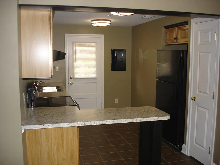 1104 Smithfield St #4 — Photo 4