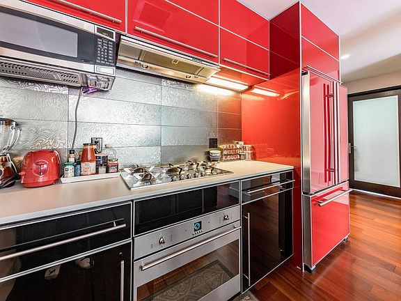 5th image of 1299 Bush St #203