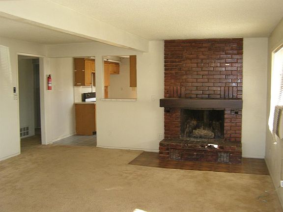 3rd image of 12016 Bartlett Ave