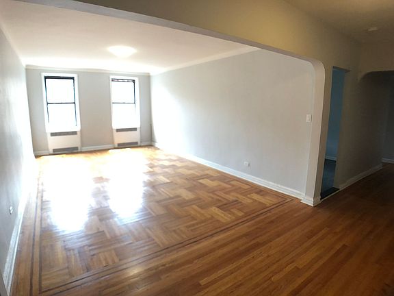 2nd image of 45 Tennis Ct #D24