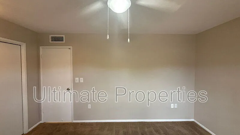 2 bed, 2.0 bath, 1346 sqft, $1,825 — Photo 4