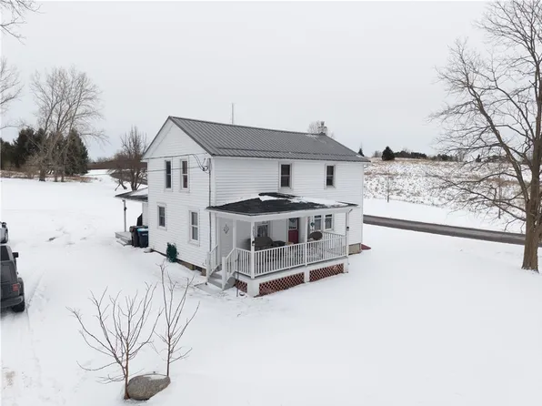 6683 Stone Hill Rd, Livonia, NY 14487