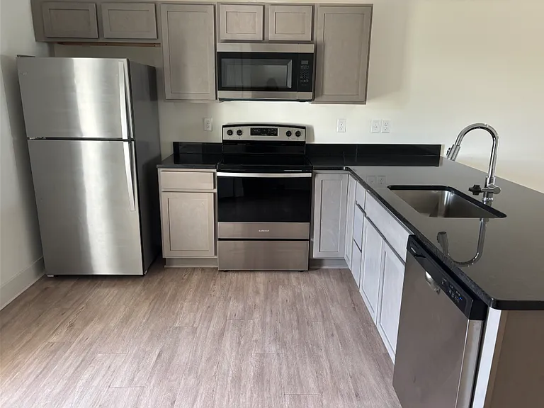 1711 S Hickory Creek Ct — Photo 11