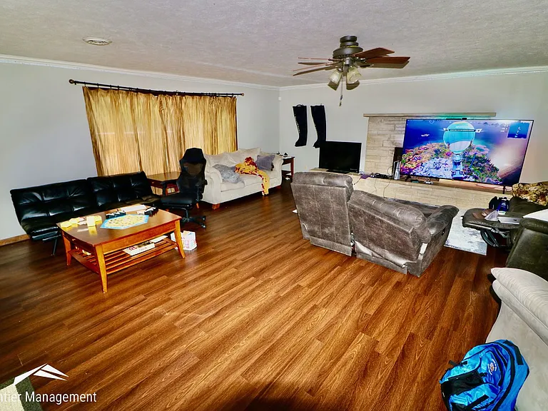 1709 Ranser Rd — Photo 4