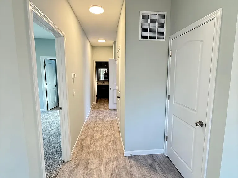 11161 Wood Ave — Photo 14