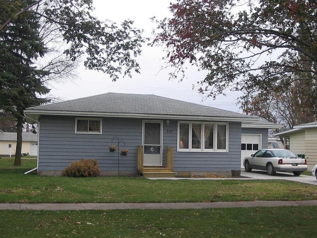 715 Booth Ave, Larimore, ND 58251 Zillow