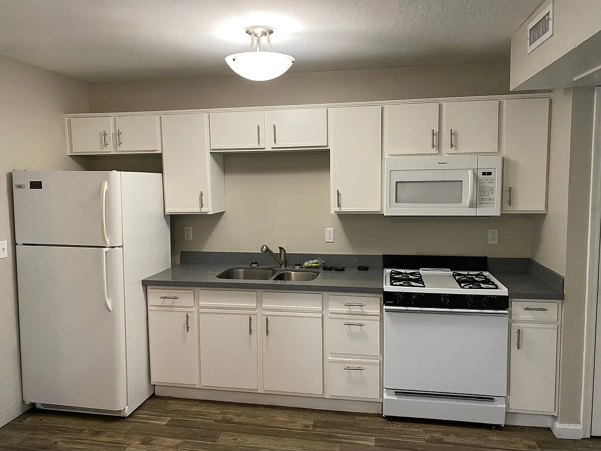 Building Photo - Stetson Condominiums