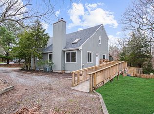 14 Caputo Dr, Manorville, NY 11949