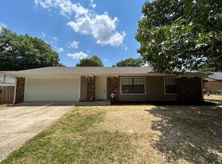 13 Northwood Dr, Conway, AR 72034