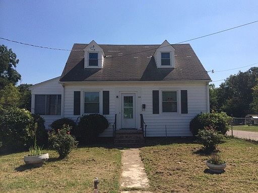 1st image of 1508 Columbia St