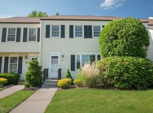 24 Pembroke Dr, Mendham, NJ 07945