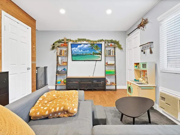 4504 60th St Unit 6, San Diego, CA 92115