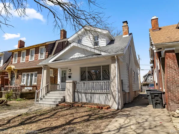 3242 Hazelwood St, Detroit, MI 48206
