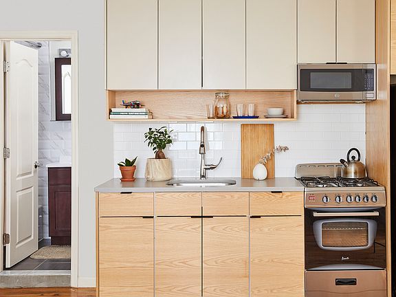 5th image of 448 Wilson Ave #2BB
