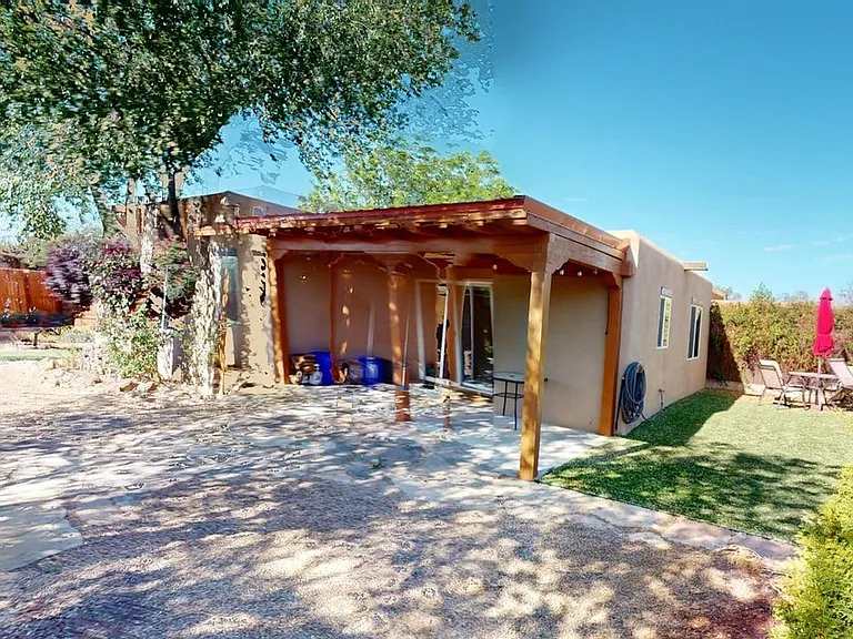 1259 Senda Del Valle — Photo 3