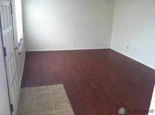 2105 Chelwood Park Blvd NE, Albuquerque, NM 87112