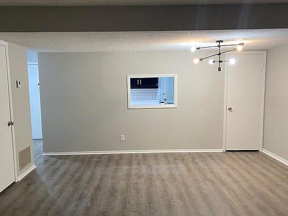 spacious living room/dining room combo