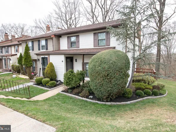 118 Woodbridge Ct S #S, Feasterville Trevose, PA 19053