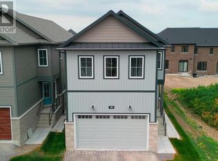 303 Mullighan Gdns, Peterborough, ON K9K 0H2