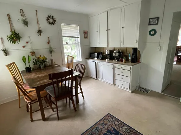 69 George St, Burlington, VT 05401