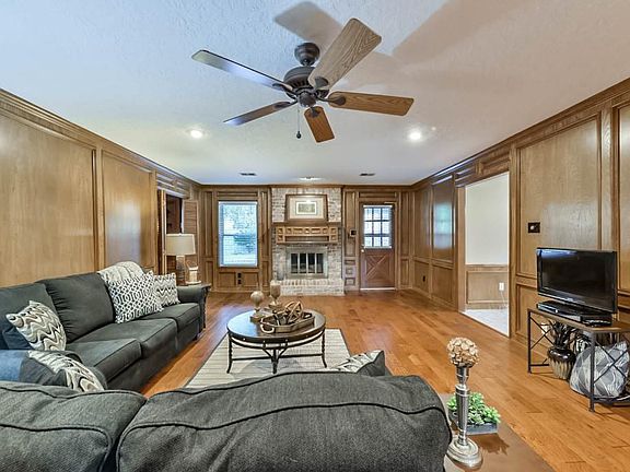 4th image of 13014 Elmington Dr