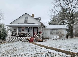 303 Oak St NE, Elkader, IA 52043