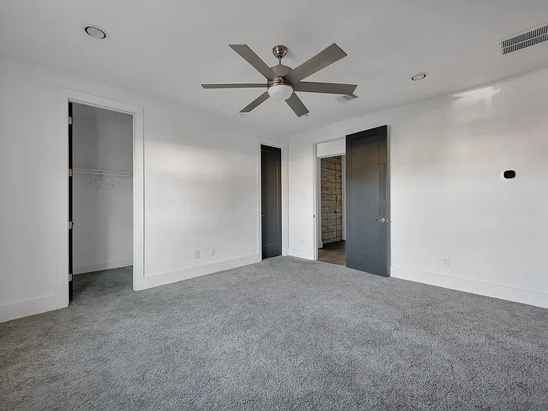 9623 Towne Lake Pkwy — Photo 3