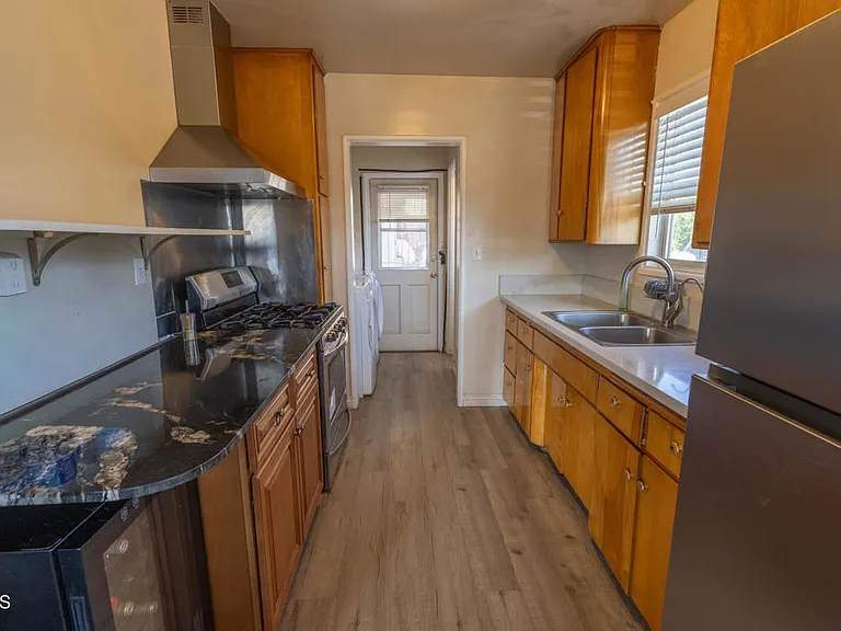416 N Ellen Dr — Photo 8