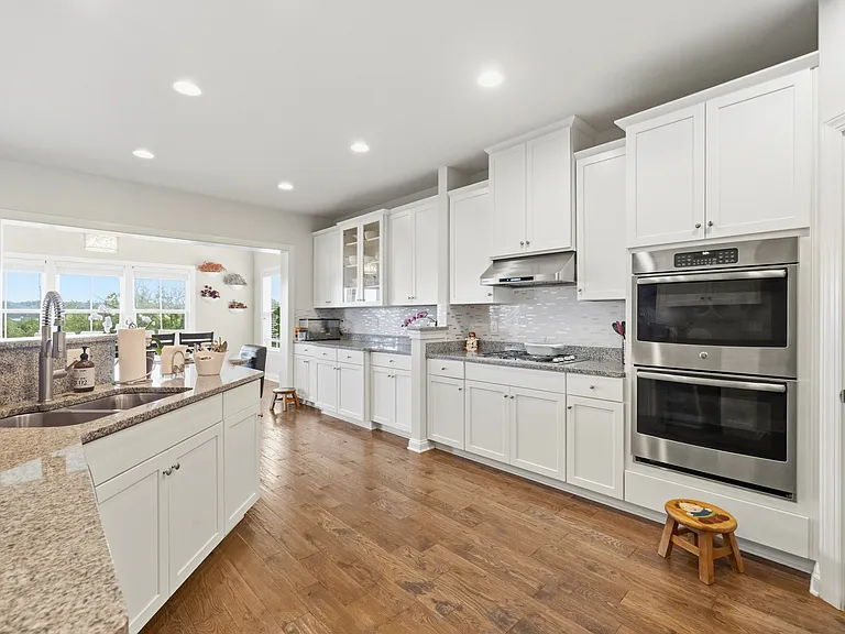 512 Quarry Point Rd — Photo 11