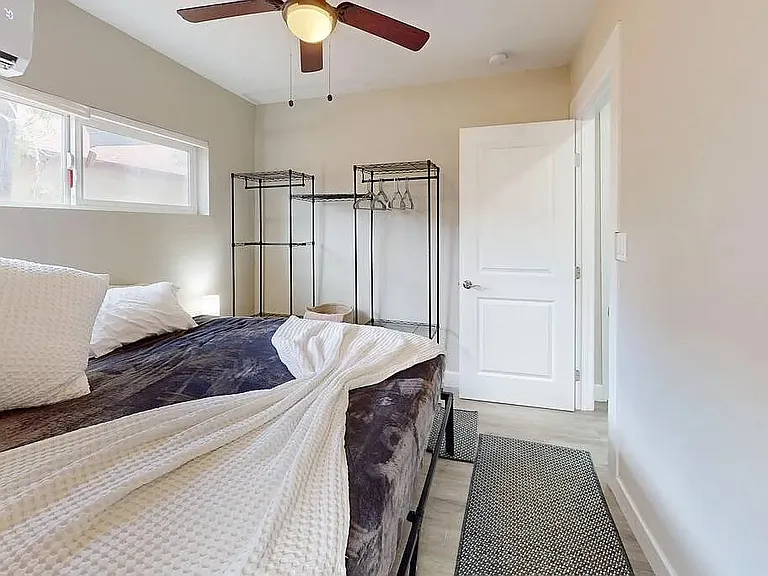 505 Marble Ave NW #1-F — Photo 5