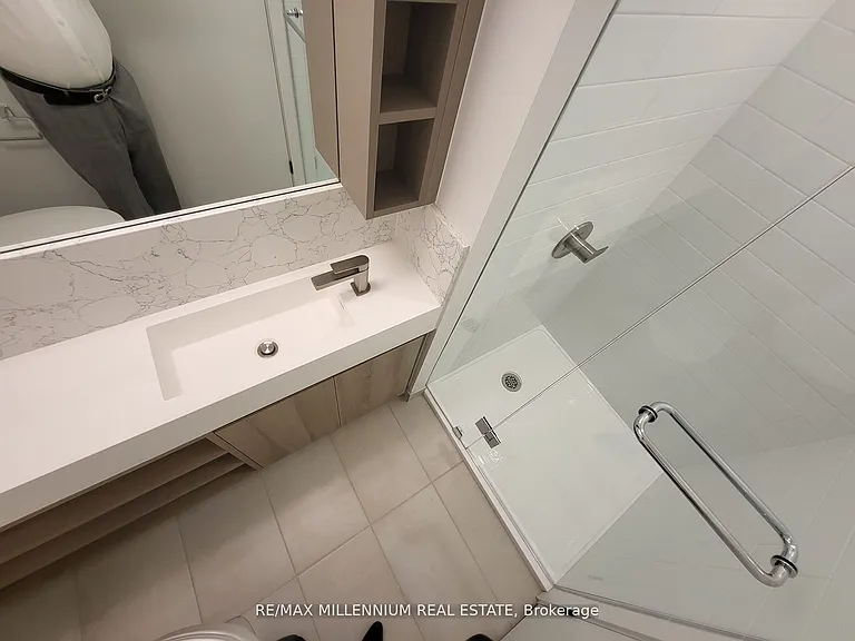 319 Jarvis St #5006 — Photo 11