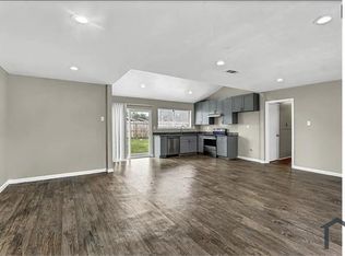 9311 Golden Wood Ln, Houston, TX 77086