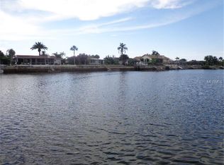 5249 Leeward Ln, New Port Richey, FL 34652