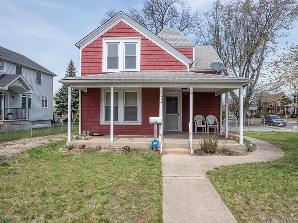 216 Elizabeth Street, Inwood, NY 11096