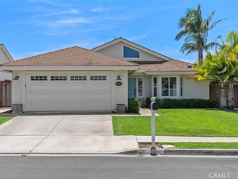 24662 Jeremiah Dr — Photo 1