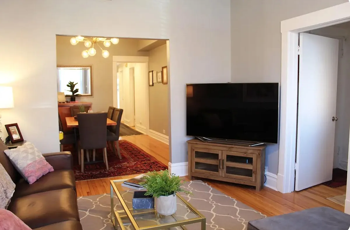 living room. 60 inch samsung smart LED tv. Sony smart blu ray player. - 1237 W Addison St #1