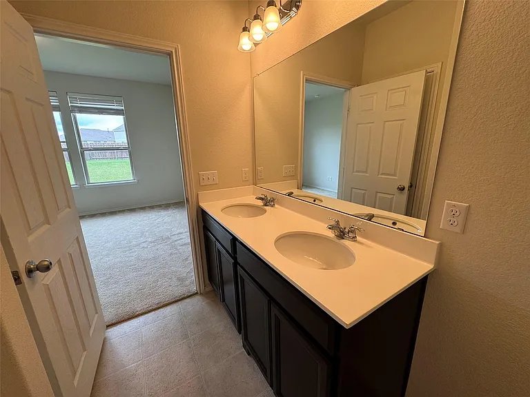 250 Zuma Dr — Photo 29