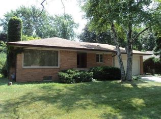 5525 W Andover Rd, Milwaukee, WI 53219