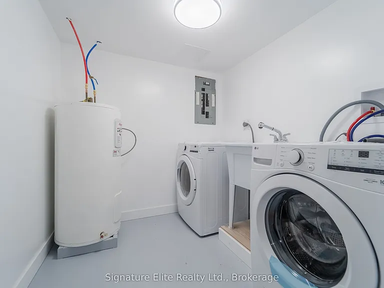 1118 Aire Pl — Photo 24