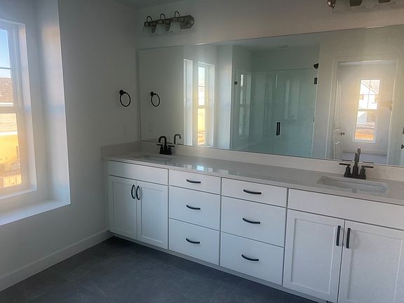 Owner s Bath